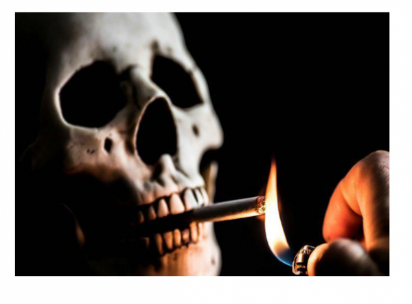 Smoking Skull Tempered Glass Rolling Tray - Large